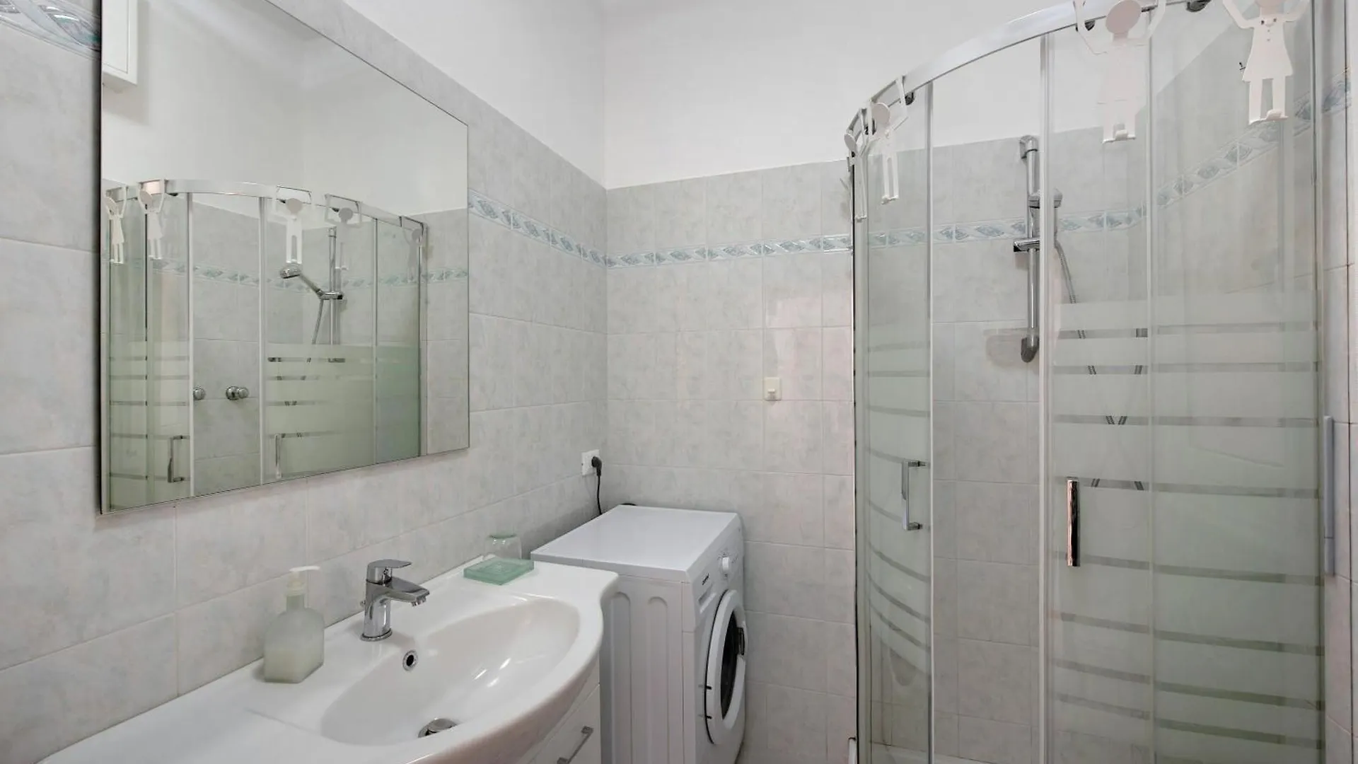 Arenzano A Due Passi Dal Mare Apartment 0*,